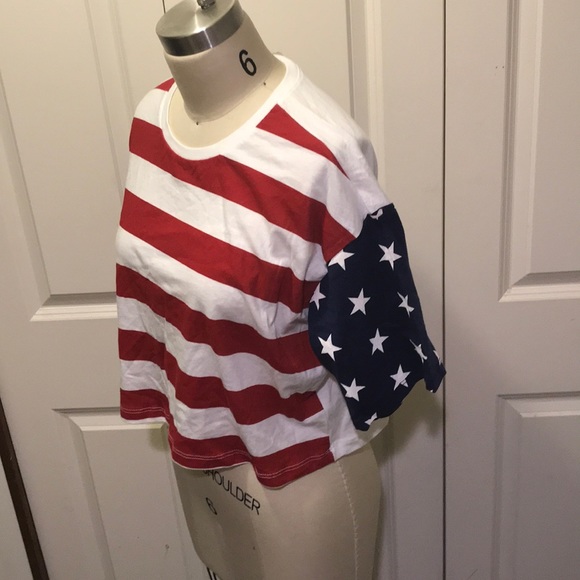 Fourth of July crop top - Picture 2 of 4